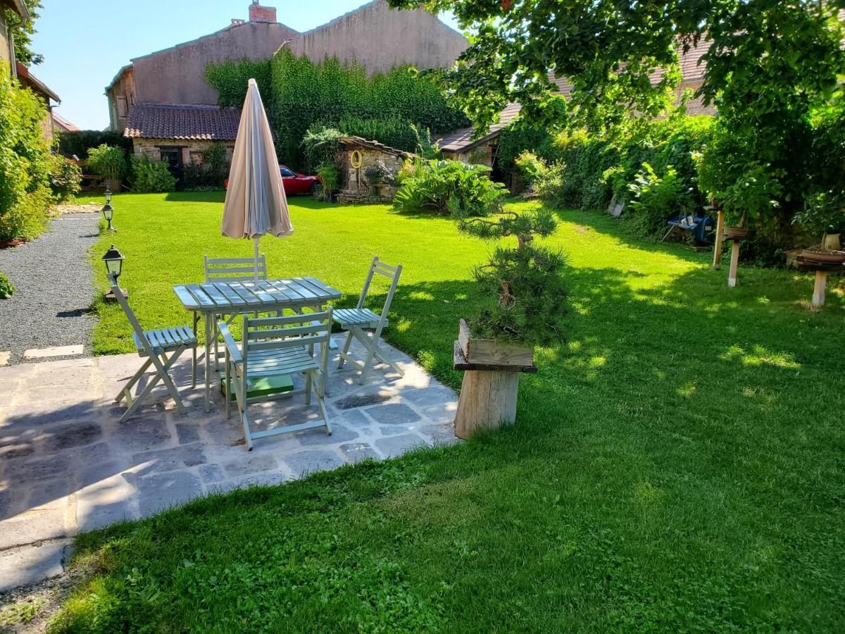 Domaine Des Maillets Bed & Breakfast Blot-l'Eglise Eksteriør bilde